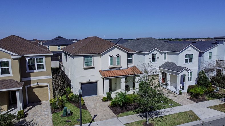 ❤️ Home Featuring a Game Room Plus Pvt Pool